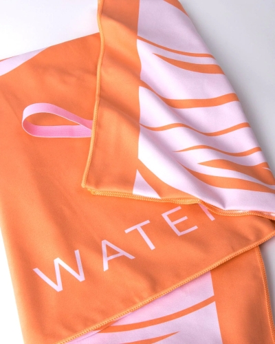 Плажна кърпа Saltrock Cold Water Club в оранжево