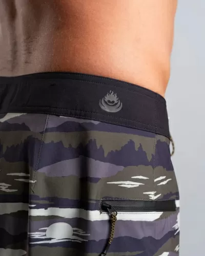 Бордшорти Saltrock Camo Stripe в сиво