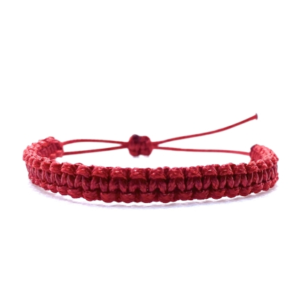 Червена ръчно изработена дамска гривна Happy Knots