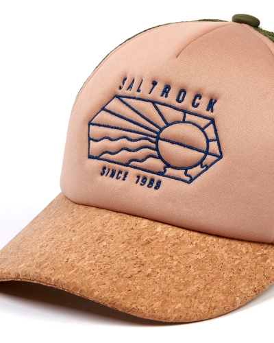 Шапка Saltrock Lineal Trucker Cap в кремаво