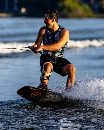 Follow Primary Heights - Eat The Rich Wakeboard Impact Vest