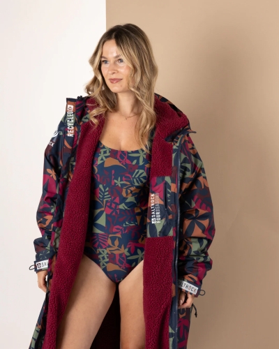 Водоустойчиво унисекс пончо яке роба Saltrock Balance Four Seasons в синьо/черно