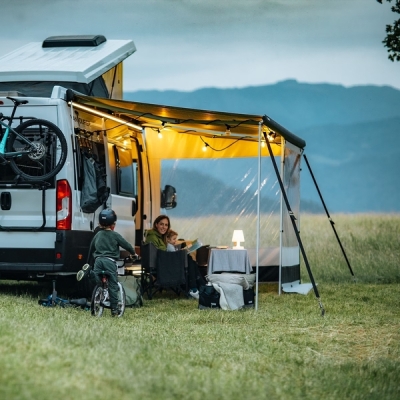 Странична сенник Thule Omnistor 5200 - 190 см до 500 см с бял корпус